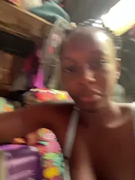 Snapshot of SassyPaulette chatting on July 19, 2026, 3:49 pm SassyPaulette online show from July 19, 2026, 3:49 pm