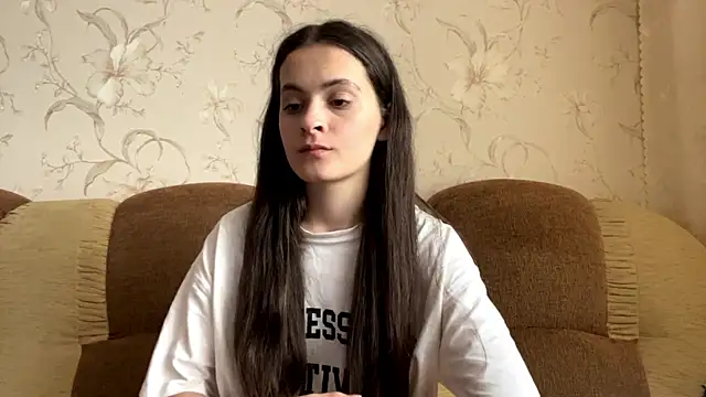 MarlynSiefkes online show from June 10, 2026, 3:11 pm