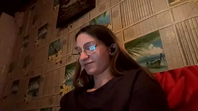 Snapshot of SparkleJebb chatting on June 10, 2026, 7:46 pm SparkleJebb online show from June 10, 2026, 7:46 pm