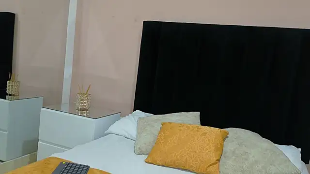 MILA AND COTI online show from June 4, 2026, 8:37 pm