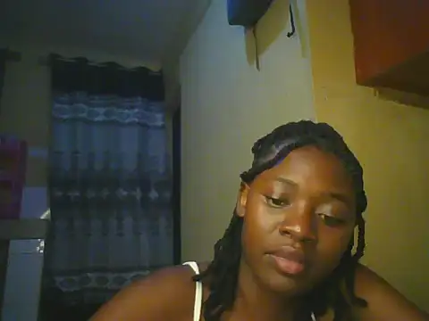 Preetygirlyz online show from June 12, 2026, 5:01 pm