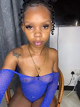 Snapshot of sexyie_caramel chatting on June 26, 2026, 5:28 pm sexyie caramel online show from June 26, 2026, 5:28 pm
