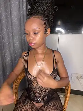 Snapshot of sexyie_caramel chatting on June 27, 2026, 7:30 pm sexyie caramel online show from June 27, 2026, 7:30 pm