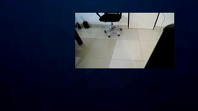 SophiaVee online show from July 18, 2026, 1:37 pm