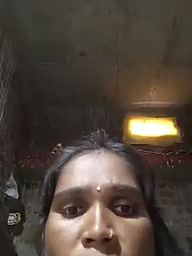PINKI01990 online show from July 3, 2026, 1:01 am