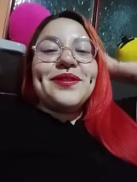 Snapshot of bruja_sscarlata chatting on June 19, 2026, 4:39 am bruja sscarlata online show from June 19, 2026, 4:39 am
