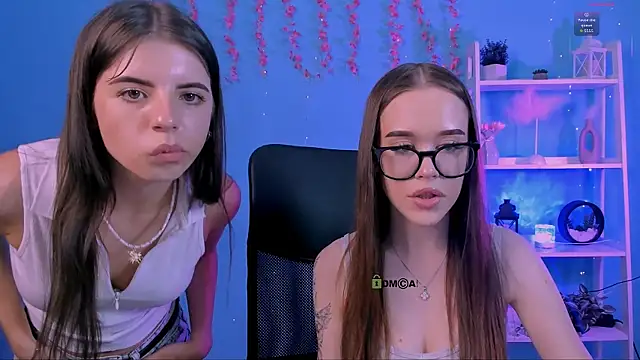 lyra desire online show from July 24, 2026, 12:36 pm