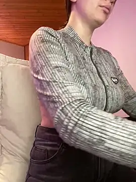 Angela pink18 online show from June 30, 2026, 6:42 pm