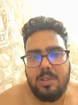 Sexyboyforyou33 online show from June 10, 2026, 1:32 pm