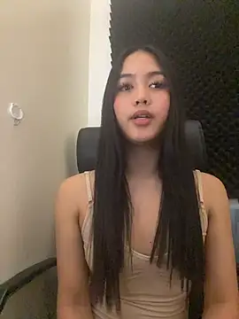 sexyasiancock yllana online show from June 28, 2026, 2:12 pm