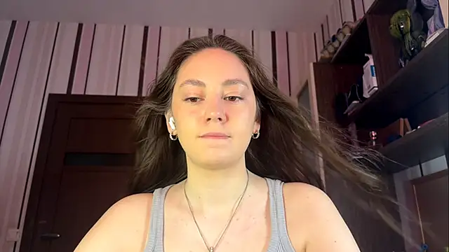 EllieNorth online show from May 27, 2026, 10:01 am