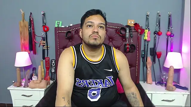 -AlejandroT- online show from June 20, 2026, 3:42 am