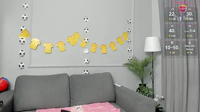 Sofiawonderr online show from June 21, 2026, 7:49 pm