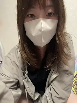 mei room online show from August 3, 2026, 3:38 pm