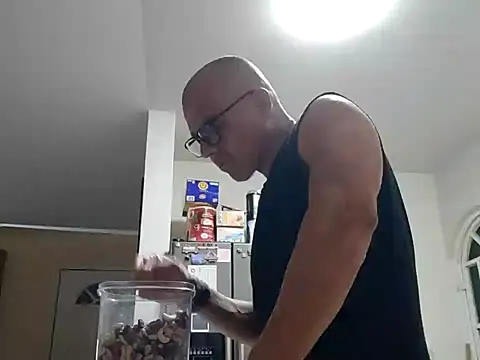 Gaceru01006 online show from June 14, 2026, 2:24 am