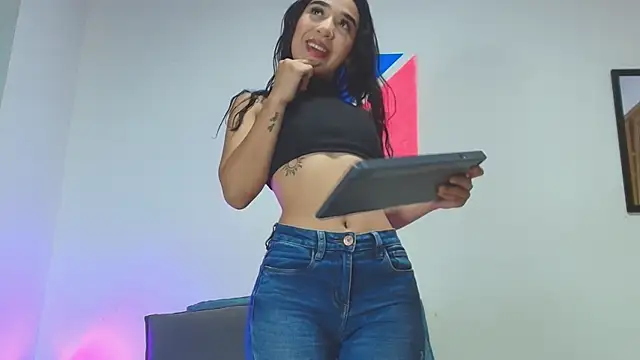 ashley blazze online show from July 26, 2026, 11:39 am