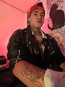 AlecBanne  online show from July 6, 2026, 8:55 pm