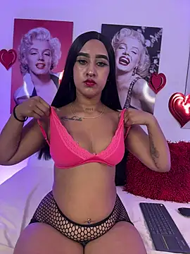 SofiaVitali  online show from June 6, 2026, 11:04 am