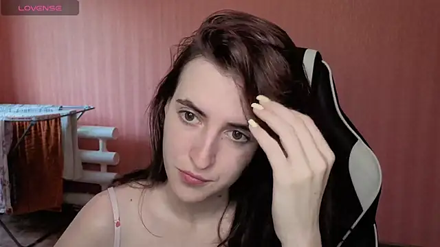 Snapshot of reaissss chatting on July 26, 2026, 6:32 am reaissss online show from July 26, 2026, 6:32 am
