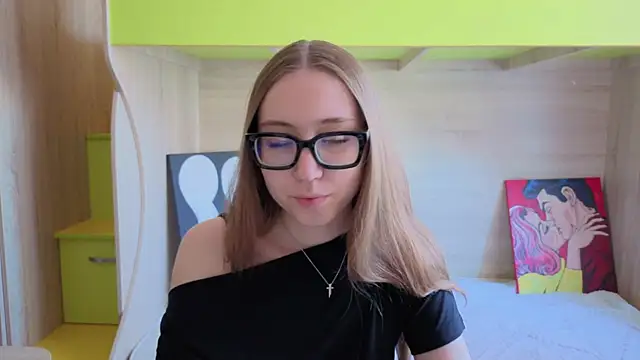  kitti meow  online show from June 5, 2026, 6:42 am