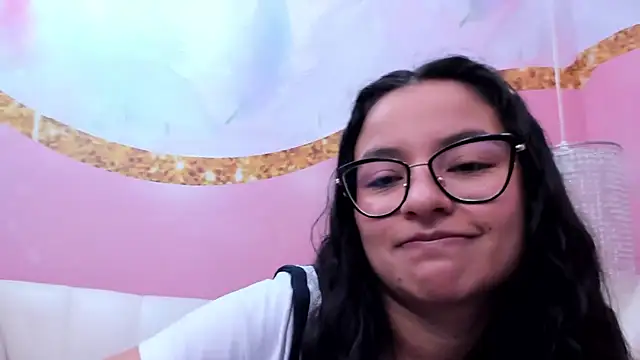 AuroraGreyy online show from July 17, 2026, 10:55 am