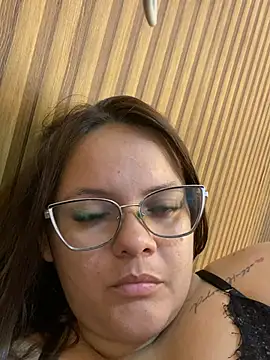 Laryssinha 69 online show from July 25, 2026, 3:15 am