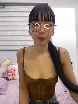 JeyLuxx online show from June 11, 2026, 6:22 am