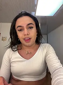 Snapshot of KendaallFox_ chatting on May 29, 2026, 11:41 am KendaallFox online show from May 29, 2026, 11:41 am