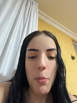 RoseRowley online show from July 31, 2026, 4:28 pm