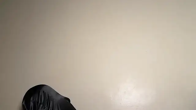 Nami Campbell online show from June 18, 2026, 9:14 am