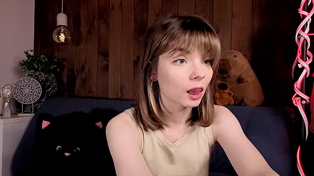 IvoryPesante online show from July 16, 2026, 7:31 pm