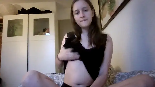 SoftieSophie online show from May 28, 2026, 3:15 am