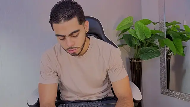 Jadiel Stone online show from July 1, 2026, 12:51 pm