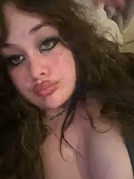6foot3Woman online show from July 2, 2026, 3:23 am