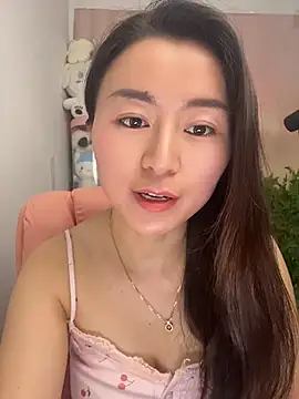 shanshan66666 online show from June 12, 2026, 12:53 am