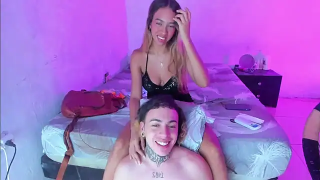 ToxicLoversX online show from August 5, 2026, 11:13 am