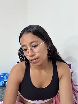 Violetlove  online show from June 18, 2026, 9:14 am