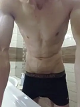 Nakedfanboy online show from July 3, 2026, 3:51 pm