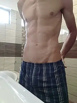 Nakedfanboy online show from July 5, 2026, 7:04 am