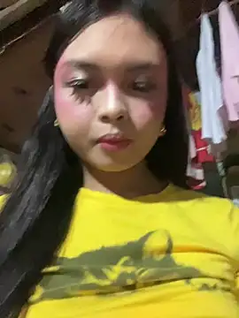 LadySachi online show from July 13, 2026, 7:38 pm