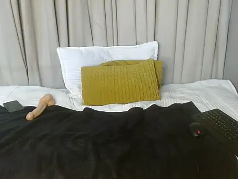 BiancasRoom online show from June 15, 2026, 9:39 pm