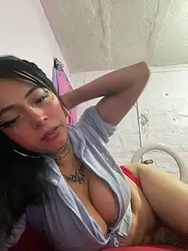 YummyGirl  online show from June 26, 2026, 3:22 am