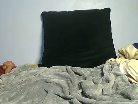 Snapshot of prettycaterina chatting on July 19, 2026, 12:42 pm prettycaterina online show from July 19, 2026, 12:42 pm