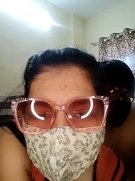 Desii Couple69 online show from May 29, 2026, 8:34 am