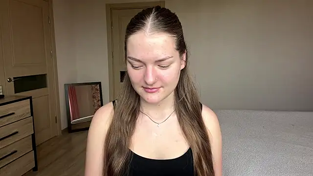 lizzzanatooo online show from July 10, 2026, 7:34 am