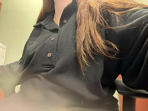 alyssabbygirll online show from July 10, 2026, 2:52 pm