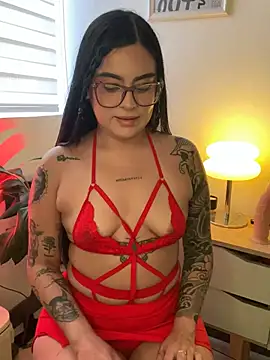 Snapshot of April_sutra chatting on June 21, 2026, 10:23 pm April sutra online show from June 21, 2026, 10:23 pm
