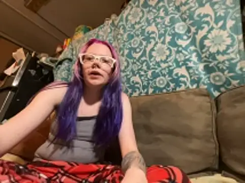 hoeznshi online show from June 3, 2026, 3:53 am