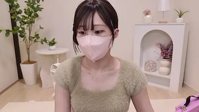 YURInya  online show from July 25, 2026, 2:36 pm