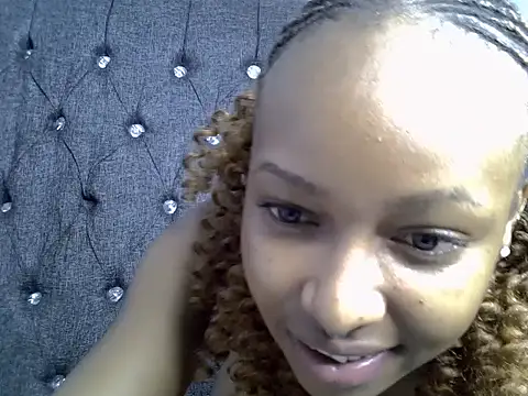 cocolaurah online show from July 24, 2026, 10:24 am
